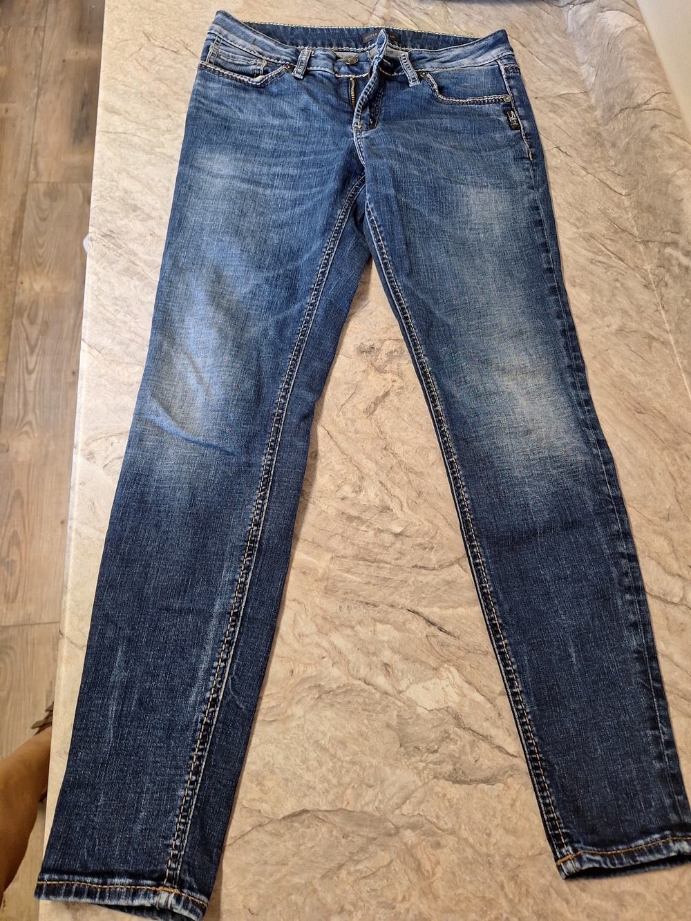 Silver Jeans Women's Skinny Jeans in Faded Blue Wash